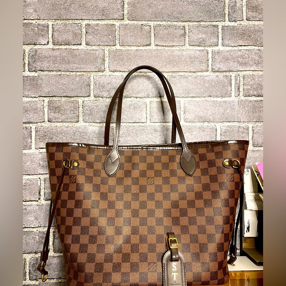 Authentic Louis Vuitton Neverfull MM